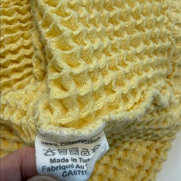 One Wednesday X Jilly Box Yellow Waffle Knit Robe Size Small - Picture 7 of 8